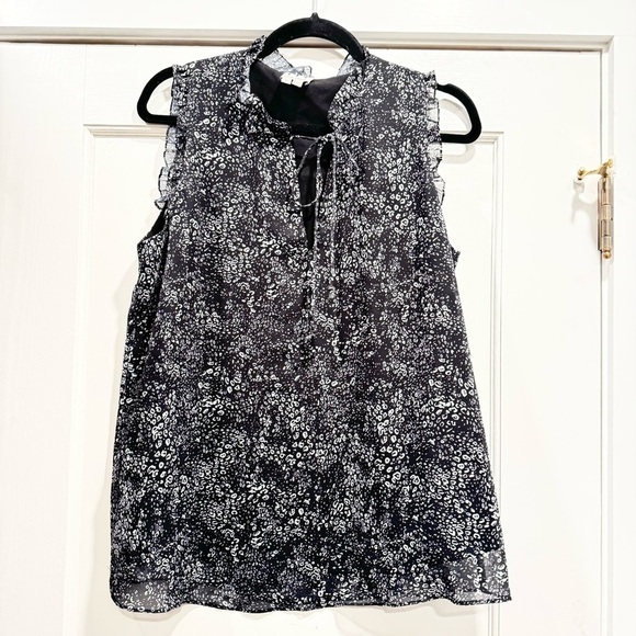 Haute Hippie black and white split neck animal print tunic top Medium career - Picture 1 of 10